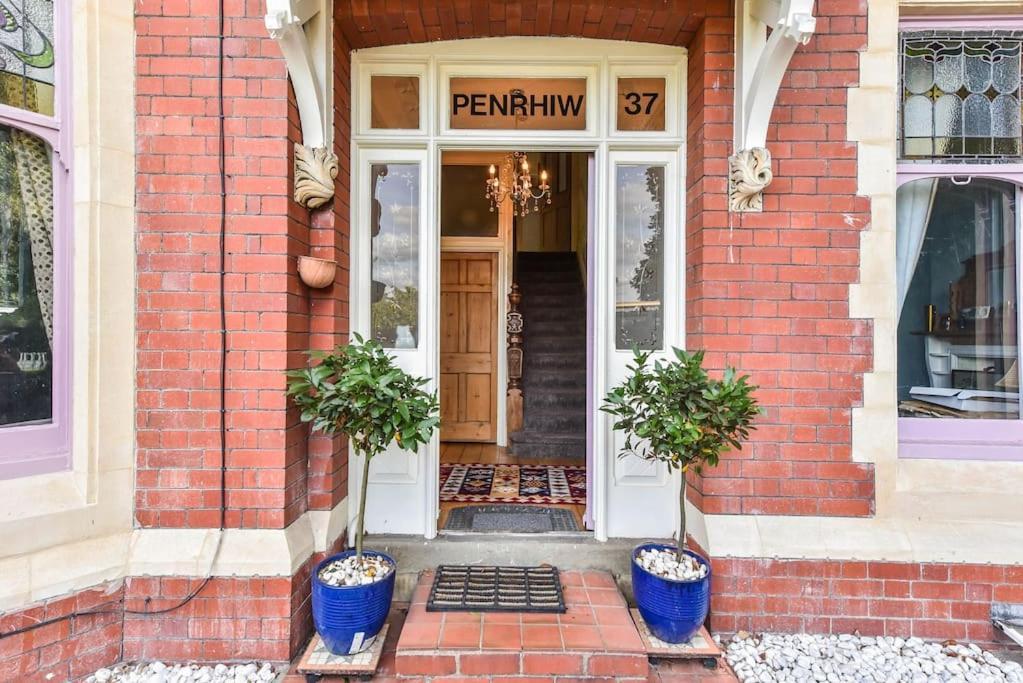 Traditional 3-Bed Property In Pontcanna With Parking Cardiff Buitenkant foto