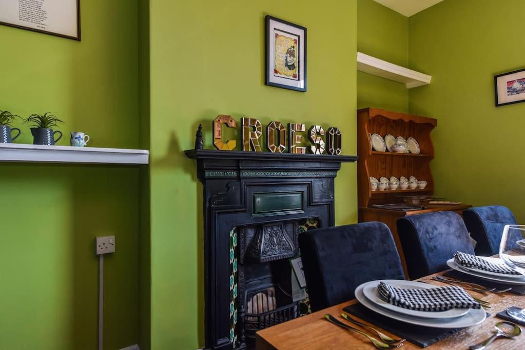 Traditional 3-Bed Property In Pontcanna With Parking Cardiff Buitenkant foto