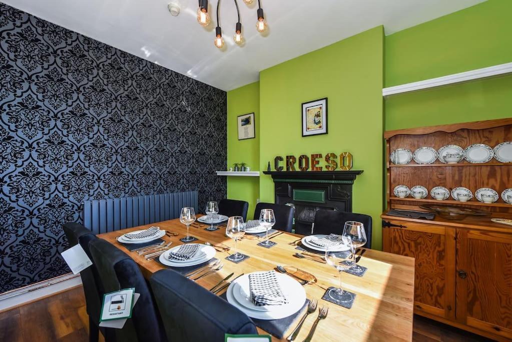 Traditional 3-Bed Property In Pontcanna With Parking Cardiff Buitenkant foto