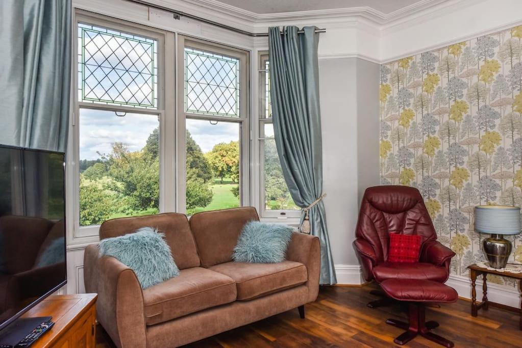 Traditional 3-Bed Property In Pontcanna With Parking Cardiff Buitenkant foto